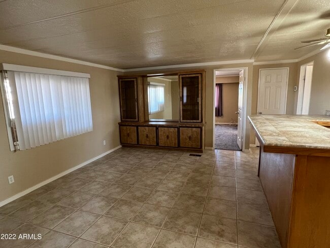 Building Photo - 16511 W Dale Ln