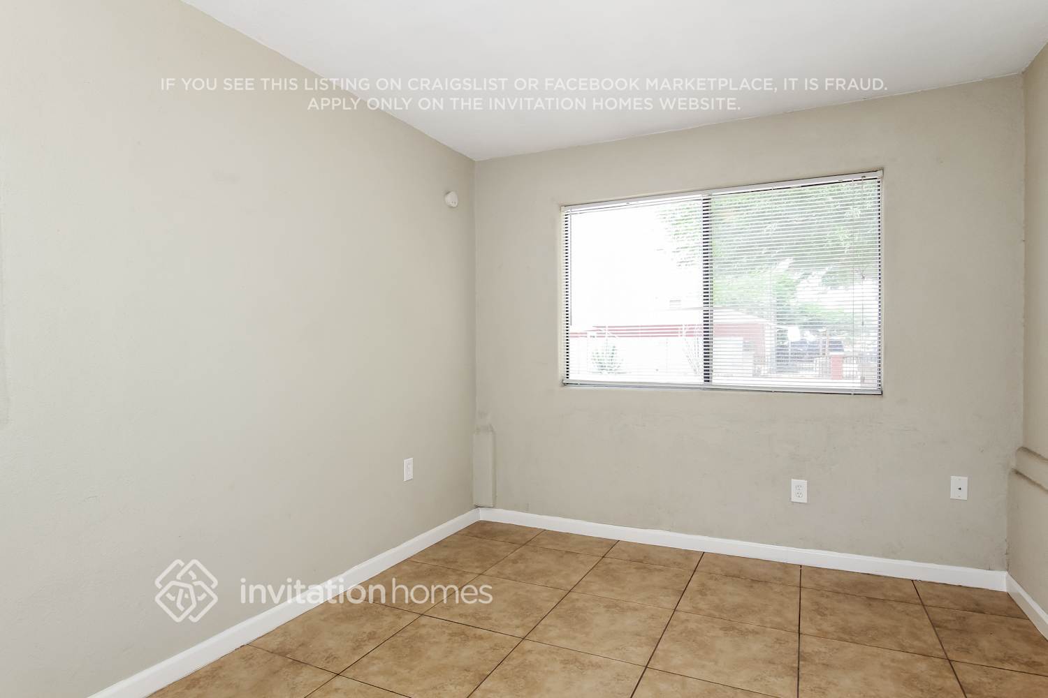 Building Photo - 4651 N 79th Dr