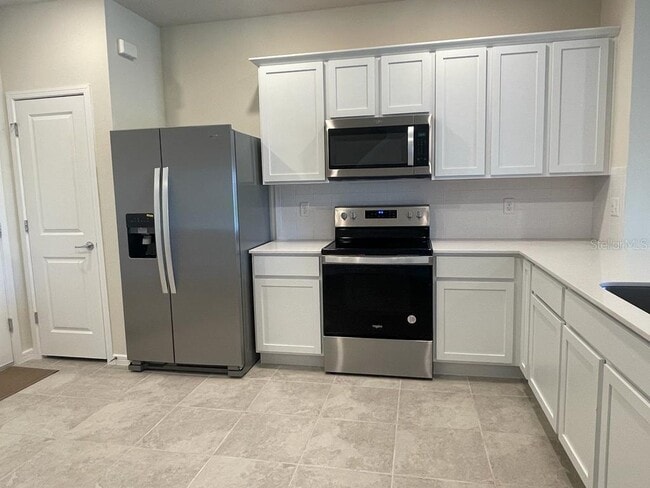 Building Photo - 1998 Canny Cv