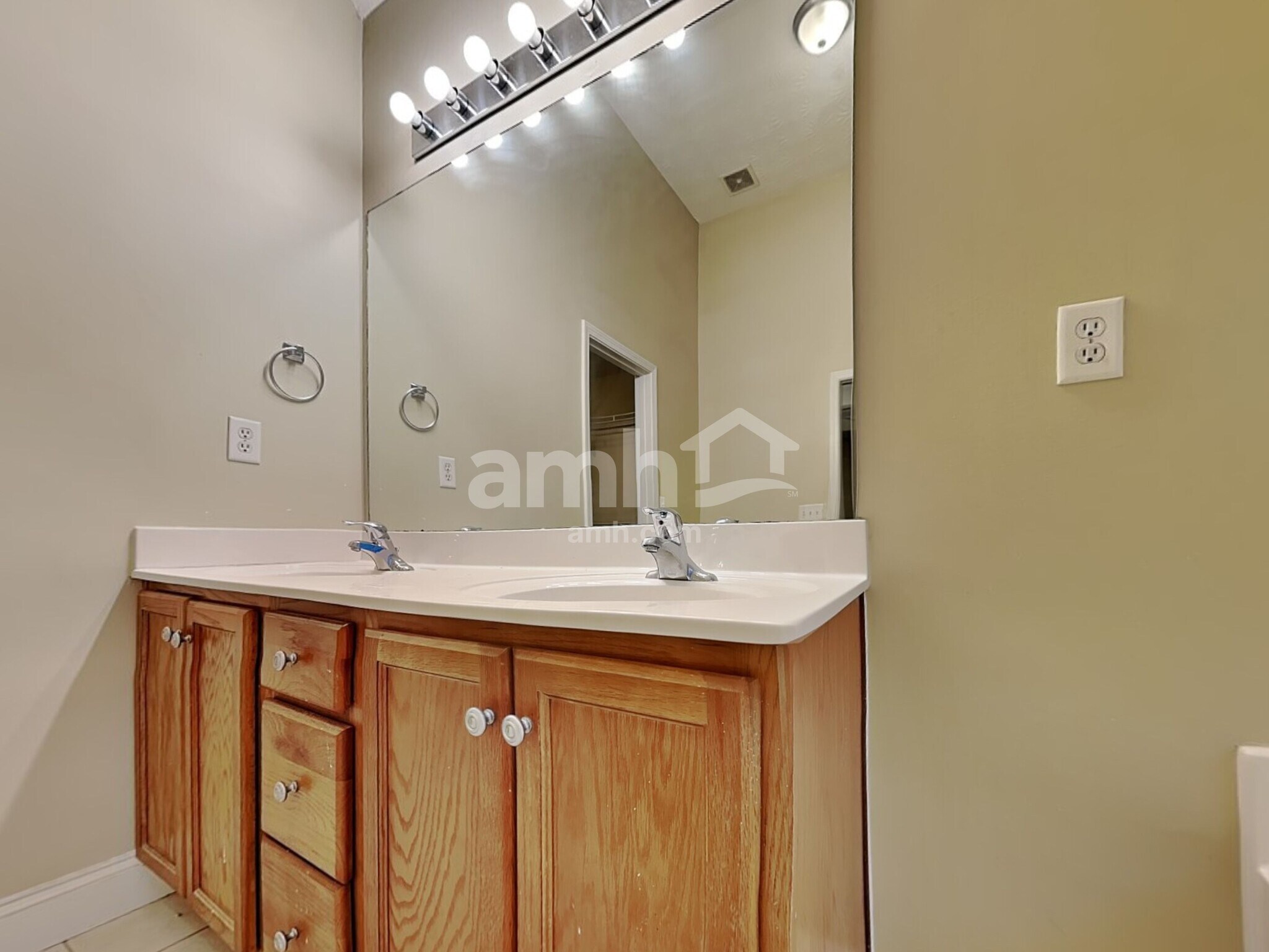 Building Photo - 3641 Auger Trail