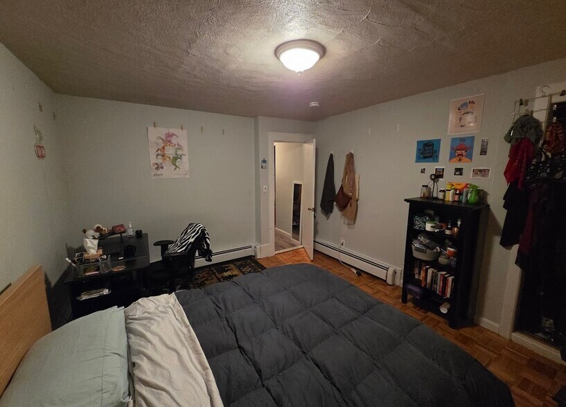 Building Photo - 22 Victoria St