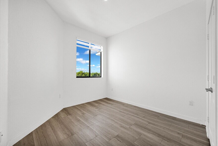 Building Photo - 10817 SW 233rd St