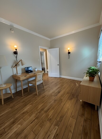 Second bedroom as office or guest room - 4318 Clinton St