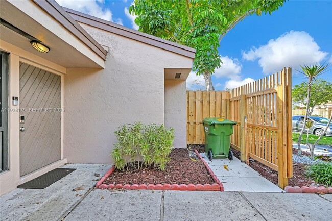 Building Photo - 1261 NW 122nd Terrace