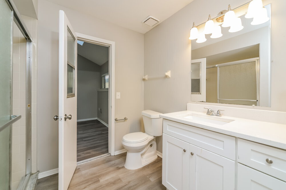 Building Photo - 1056 Saddleback Ridge Rd