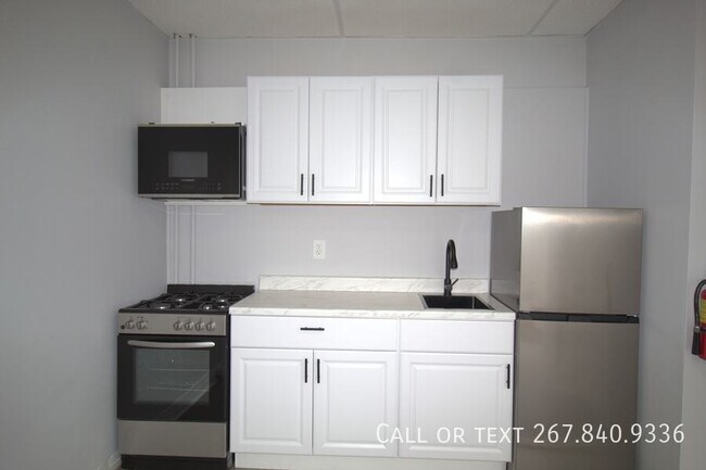 Building Photo - 1682 Harrison St
