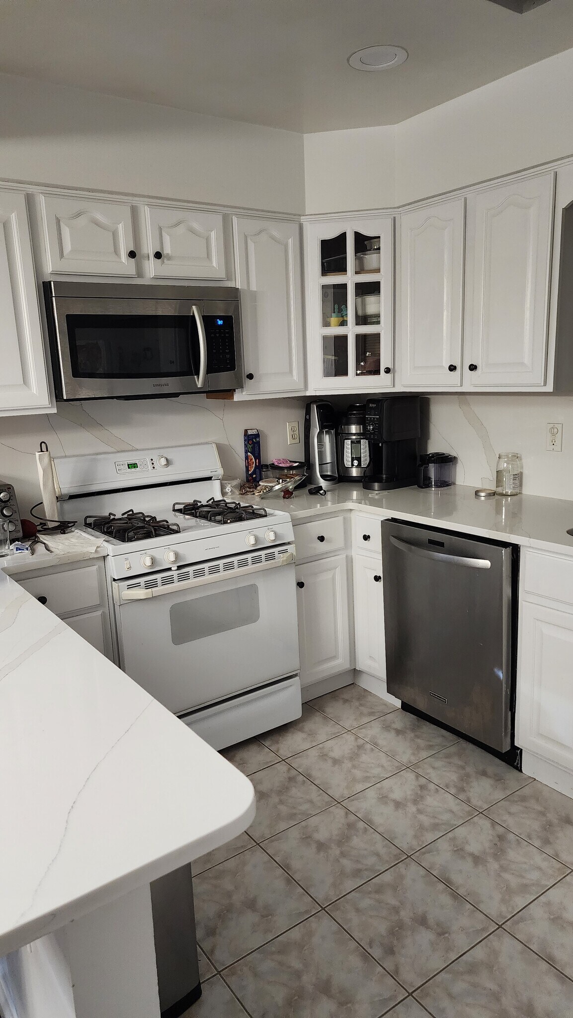 Kitchen - 30 Milton Ave
