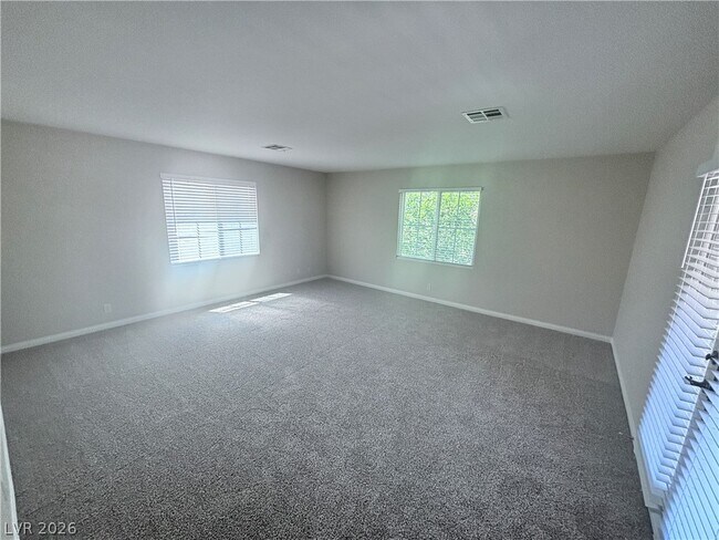Building Photo - 3117 Greenfriar Ave