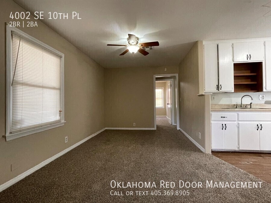 Building Photo - 4002 SE 10th Pl