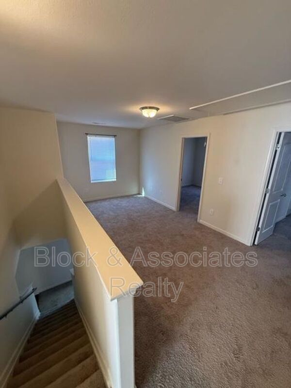 Building Photo - 775 Oak Bend Dr