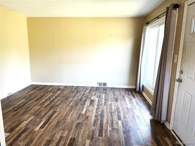 Building Photo - 1839 Ackley Ave