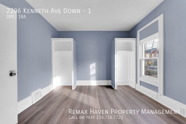 Building Photo - 2206 Kenneth Ave