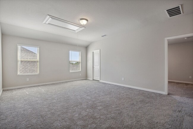 Building Photo - 112 Kirwin Dr