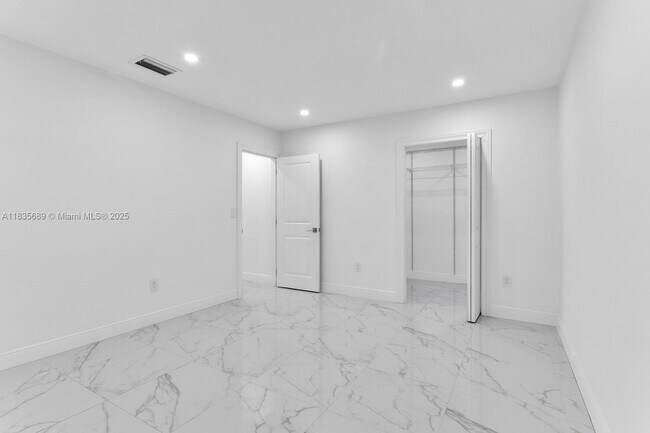 Building Photo - 7860 SW 180th St