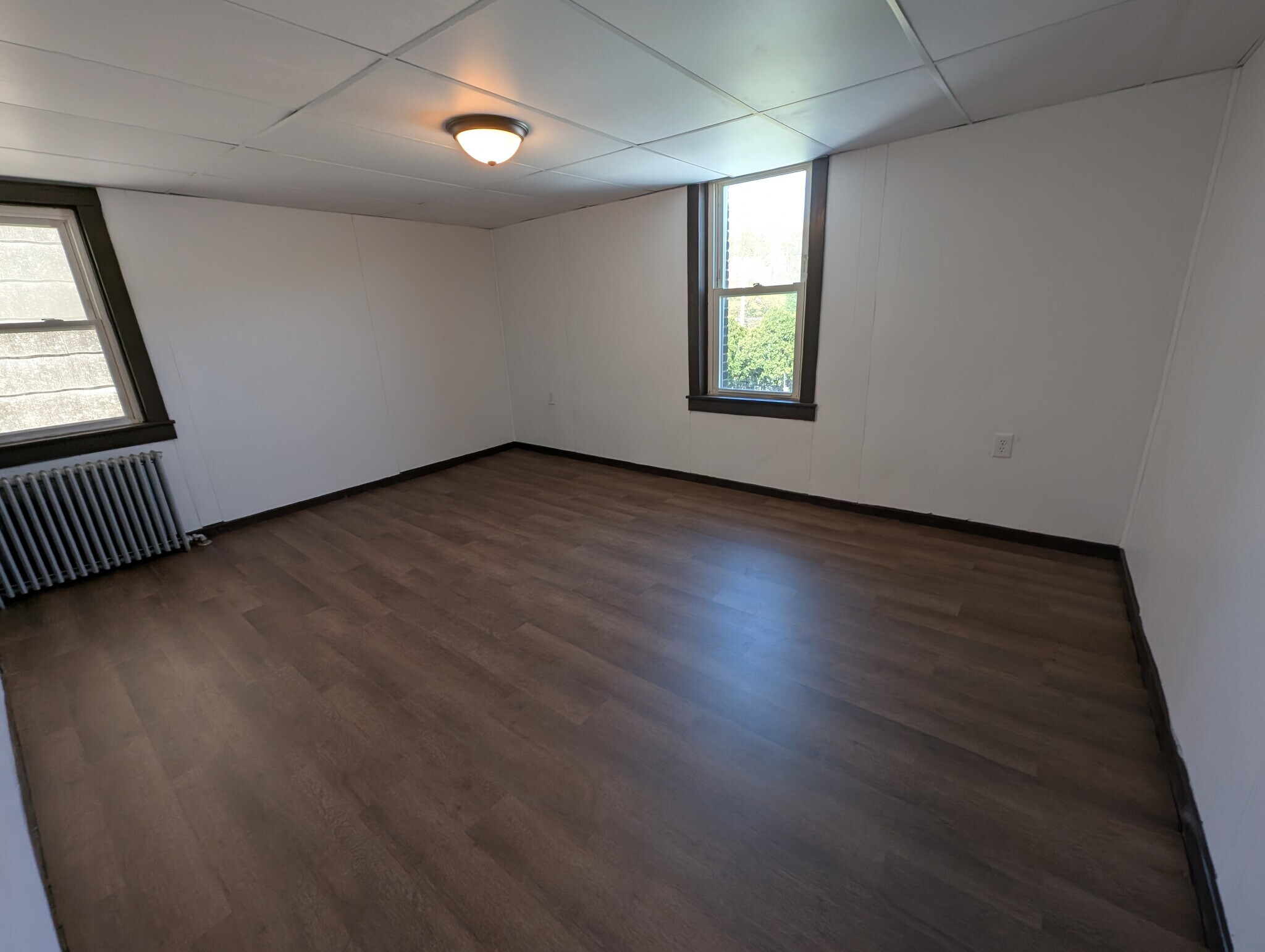 Building Photo - 206 Coal St
