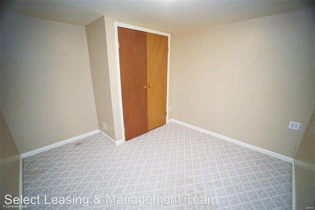 Building Photo - 4 br, 2 bath House - 1226 Wissmann Dr