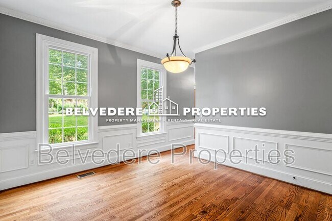 Building Photo - 1403 Regents Park Ln