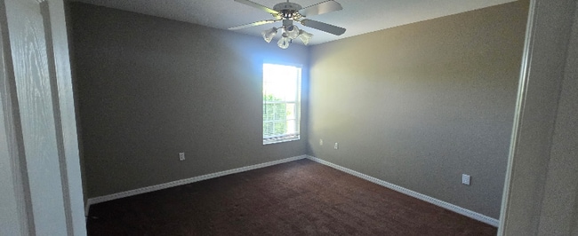 Building Photo - 2635 Highlands Vue Pkwy