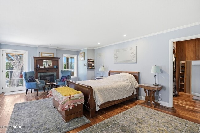 Building Photo - 2611 Janin Way