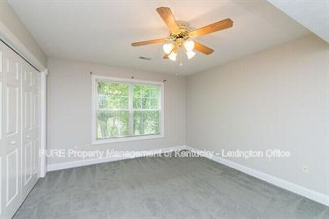 Building Photo - 3019 Emily Ct