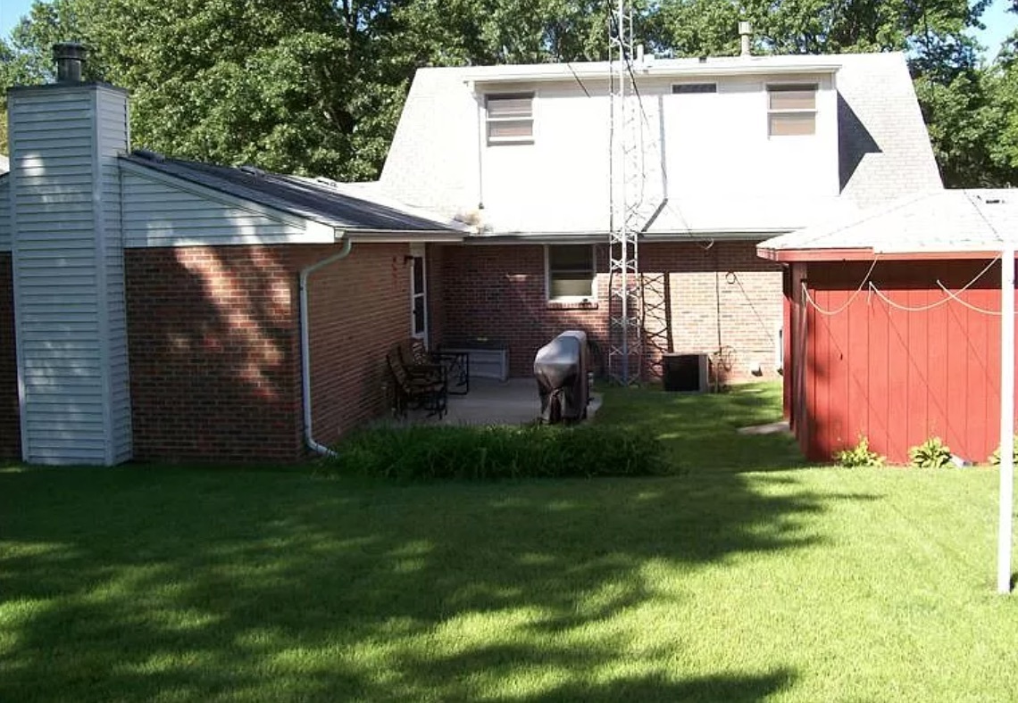 Building Photo - 4220 S 38th St