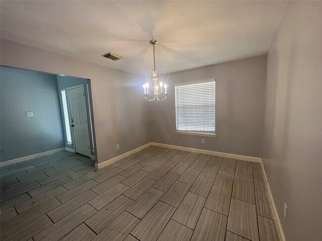 Building Photo - 19631 Plantation Tree Ct