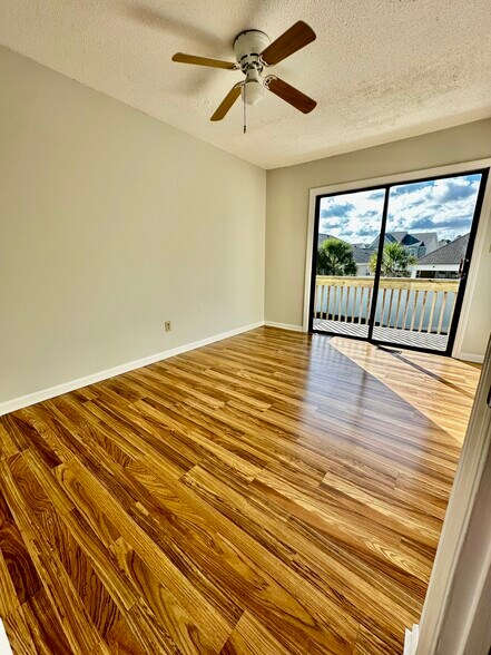 Building Photo - 1605 Fawn Vista Dr N