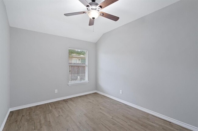 Building Photo - 1083 Zeus Cir