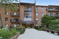 Building Photo - 7510 Farmingdale Dr