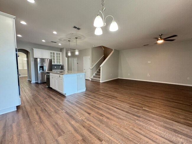 Building Photo - $300 off of a month of rent!! Experience the Epitome of Lakeside Luxury Living — For Rent in Narc...