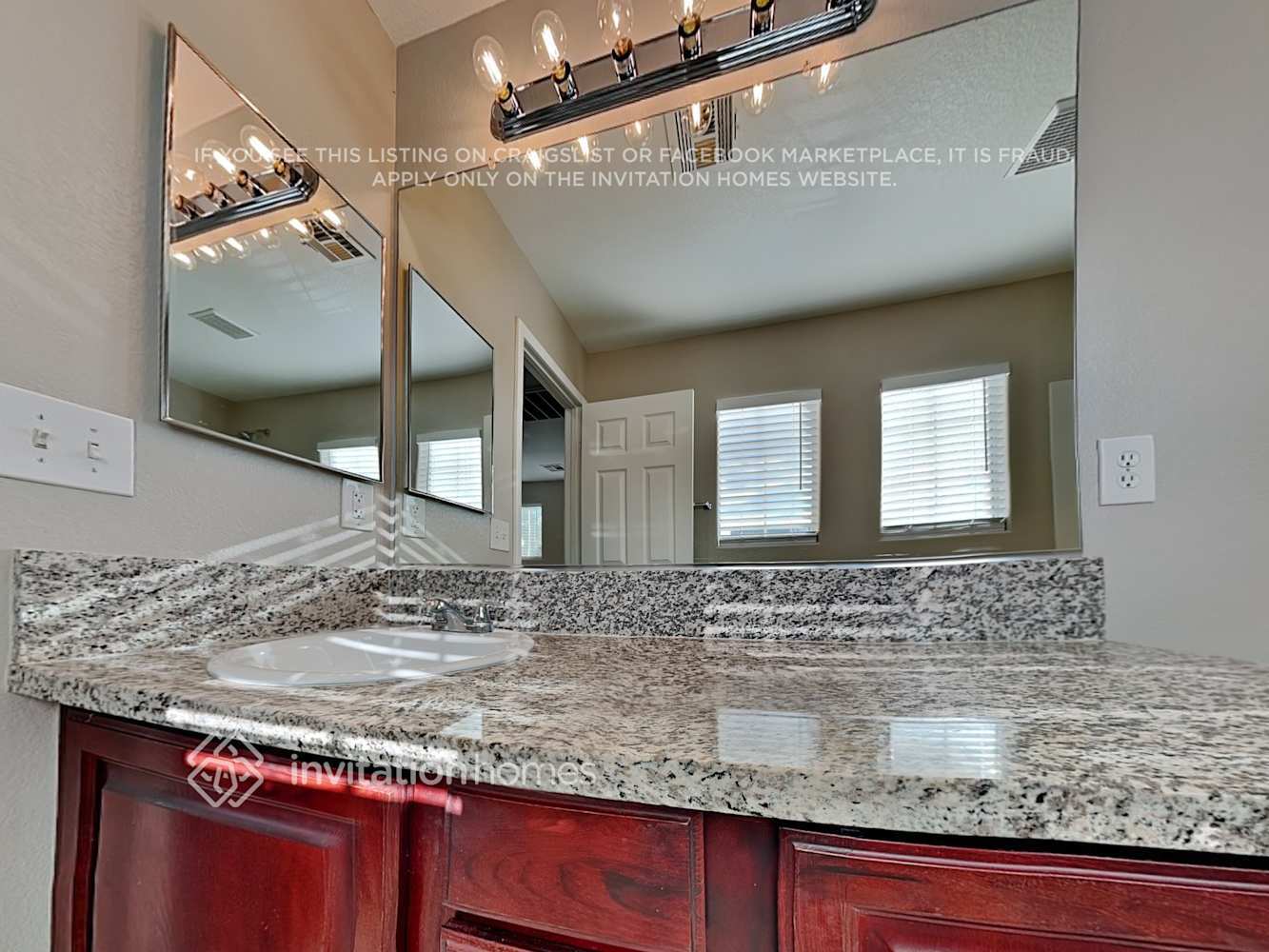 Building Photo - 704 St Keyne St