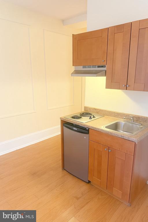 Building Photo - 1324 Locust St