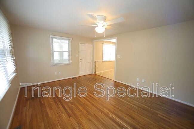 Building Photo - 3413 Cheyenne Rd