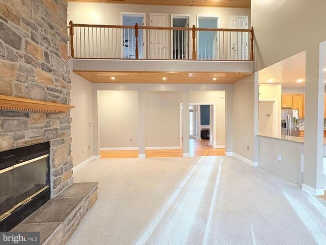 Building Photo - 5 Artillery Dr