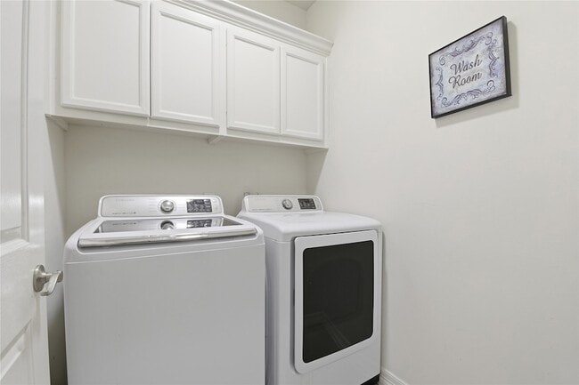 Building Photo - 7932 Stoneyway Dr