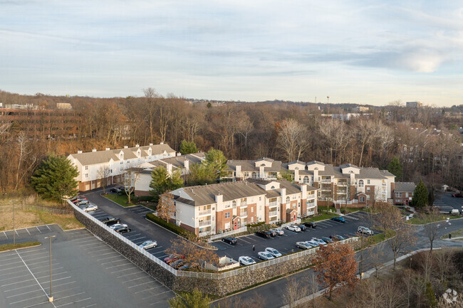 Aerial Photo - Crescent Court