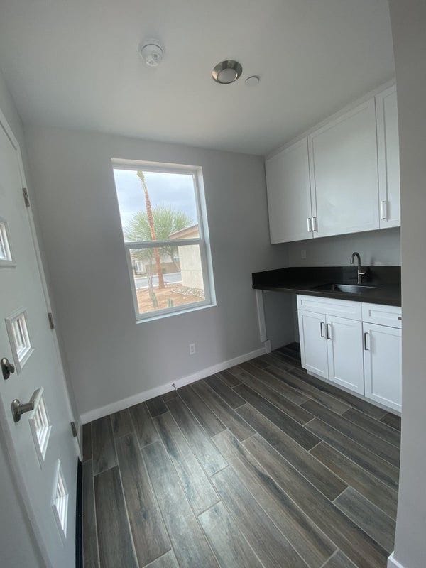 Building Photo - 65668 Flora Ave