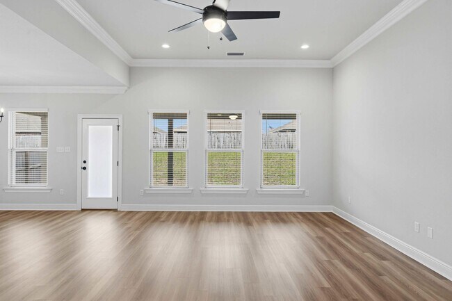 Building Photo - 4630 Jayhawk Dr
