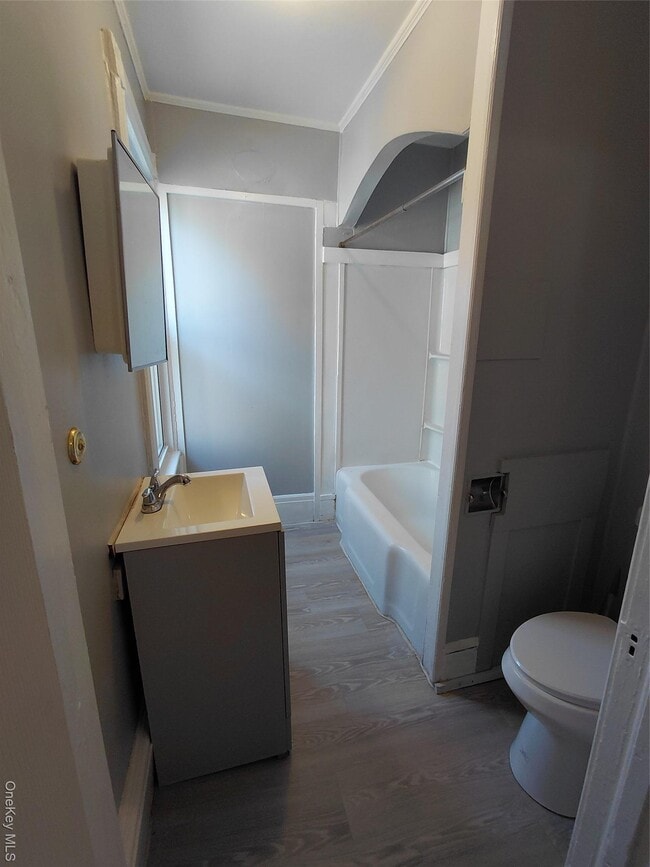 Building Photo - 67 Greenkill Ave