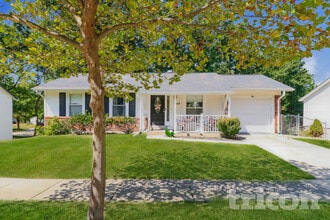 Building Photo - 2417 Country Run Ct