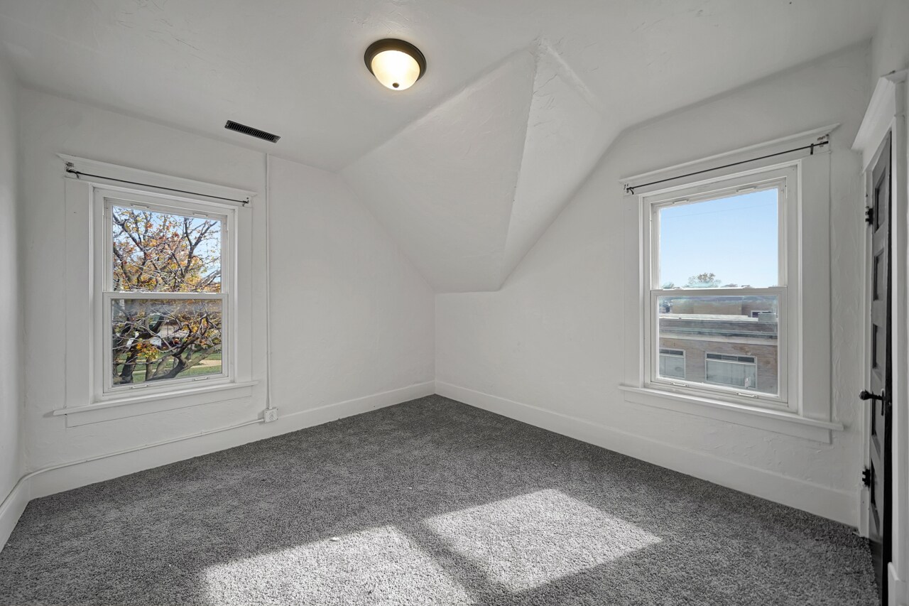 Building Photo - 1603 N Cotner Blvd
