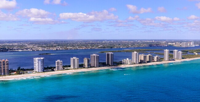 Building Photo - 5510 N Ocean Dr