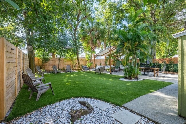 Building Photo - 2116 W St Louis St