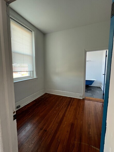 Building Photo - 1854 Germantown Ave