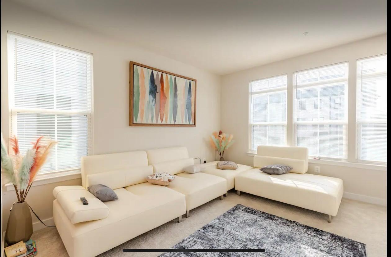 Building Photo - 7824 Yona Ct