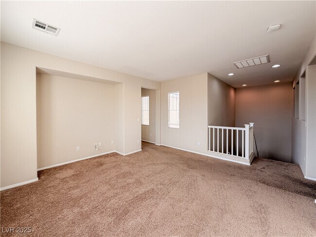 Building Photo - 10733 Mentesana Ave