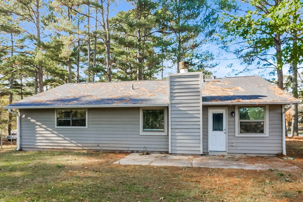 Building Photo - 9346 Woodknoll Way