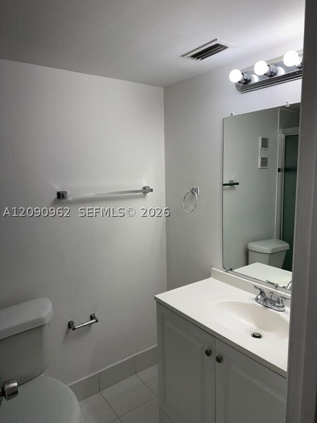 Building Photo - 8740 N Sherman Cir