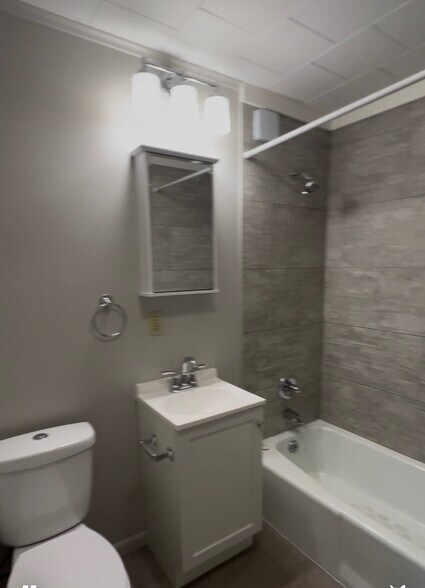 Building Photo - 1337 15th Street a