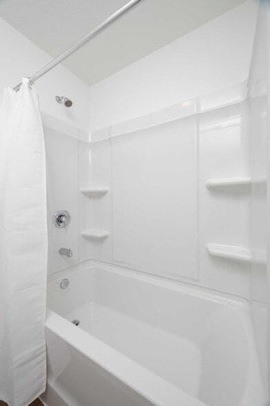 Building Photo - 951 Orellana Rd